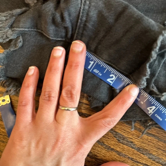 Zara Trafaluc Black Ripped Evil Eye, Palm, Ice Cream Patch Shorts size 8/40 1086 - Picture 6 of 12